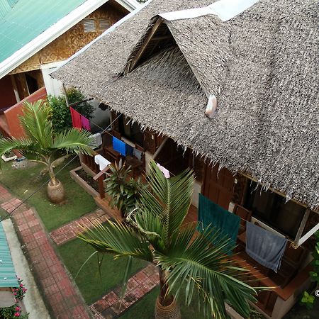 Alona Grove Tourist Inn Tawala  Екстериор снимка