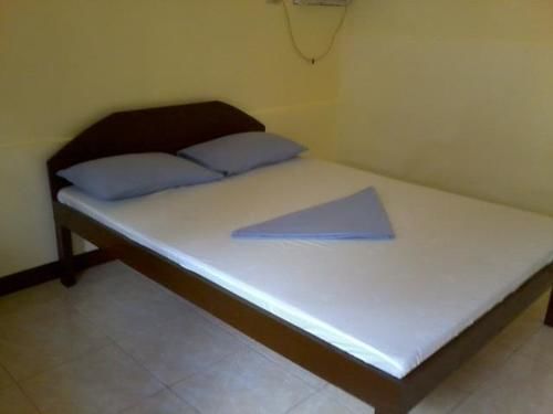 Alona Grove Tourist Inn Tawala  Екстериор снимка