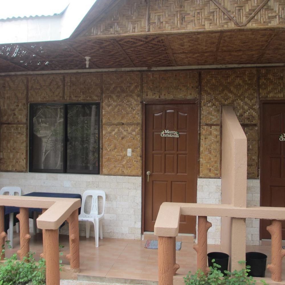 Alona Grove Tourist Inn Tawala  Екстериор снимка