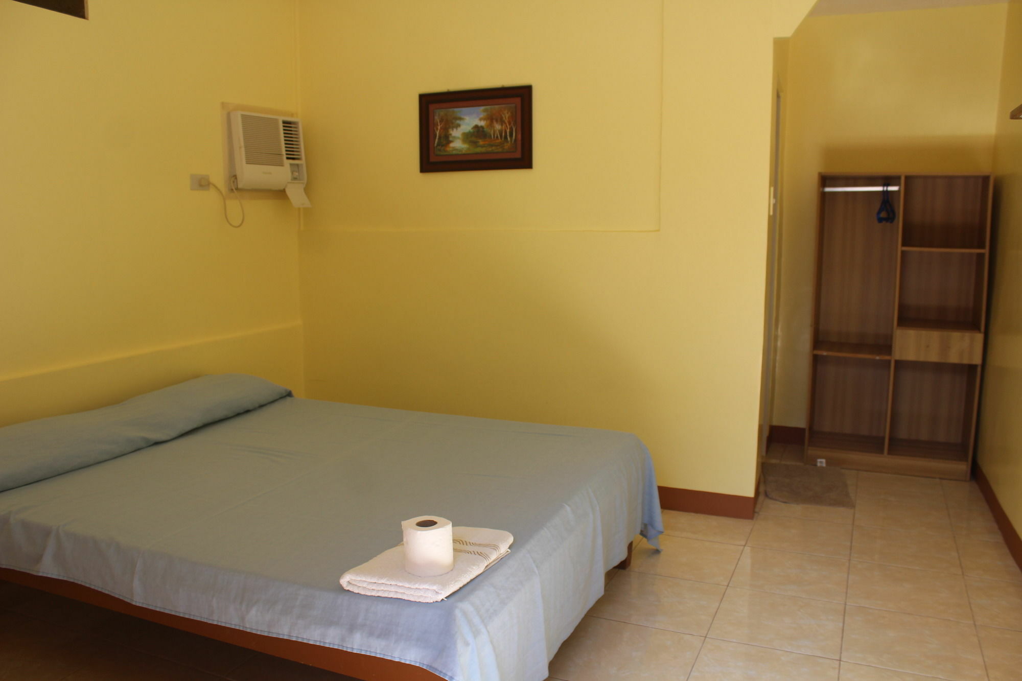 Alona Grove Tourist Inn Tawala  Екстериор снимка