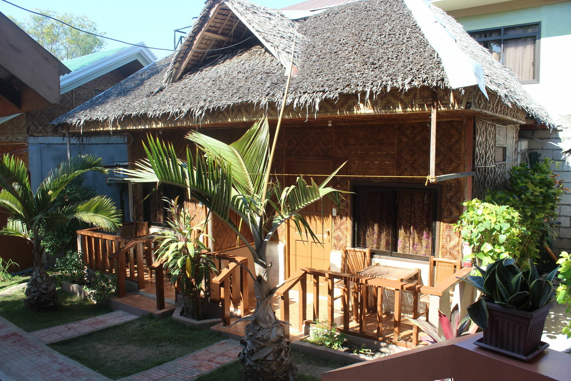 Alona Grove Tourist Inn Tawala  Екстериор снимка